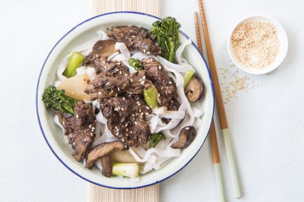 Black bean beef noodles
