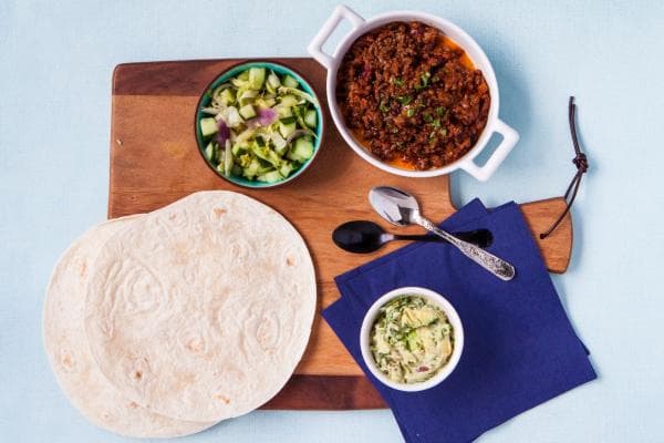 Soft beef taco met guacamole