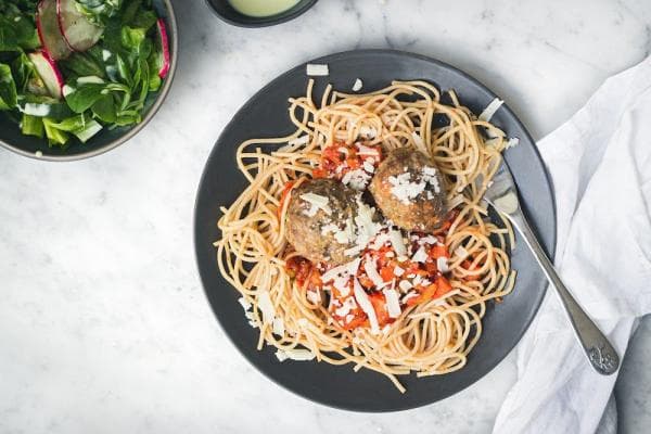 Gehaktballetjes in tomatensaus