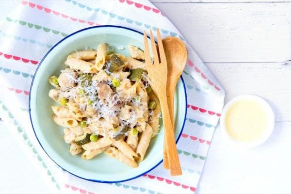Gezonde pasta met kip