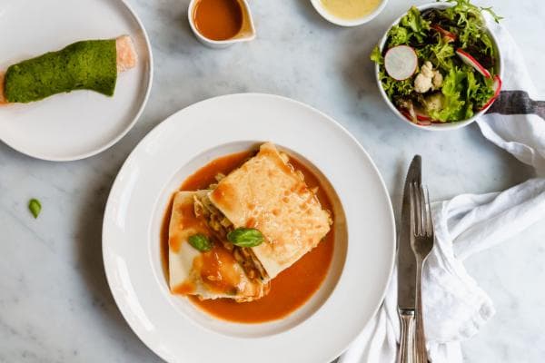 Vis duo van zalm en rivierkreeftjes