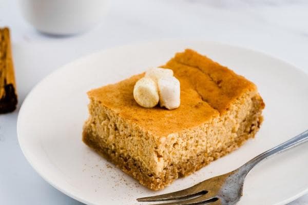 Halloween pumpkin pie