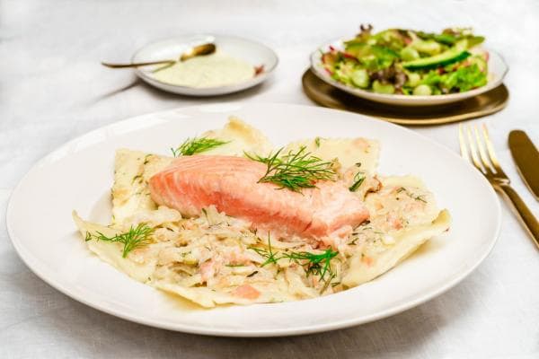 Gegrilde zalm met ravioli