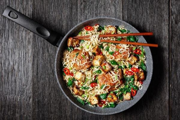Ottolenghi's soba noedelsalade