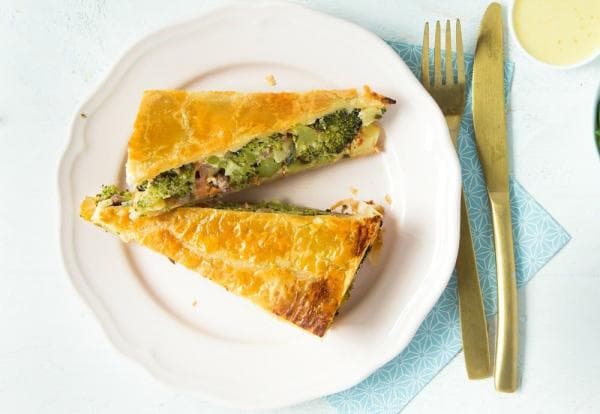 Groente quiche met koolsla