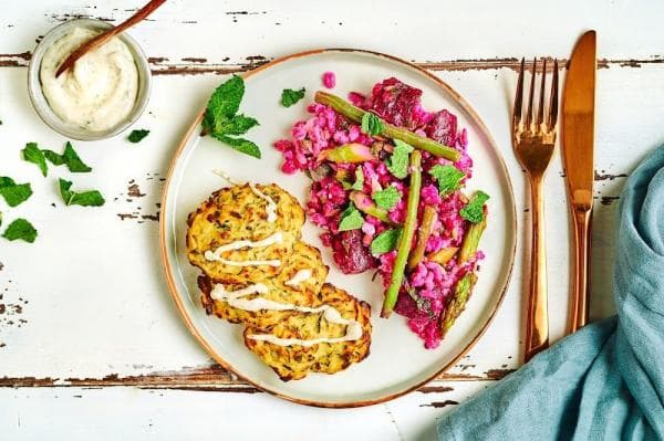 Courgette burgers met frisse dip